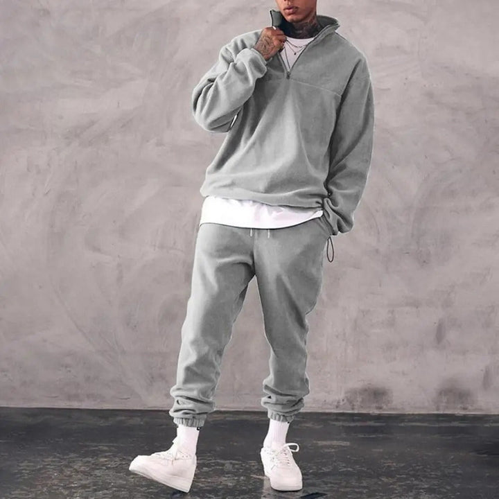 Caleb™ | Tuta Sportiva Supreme