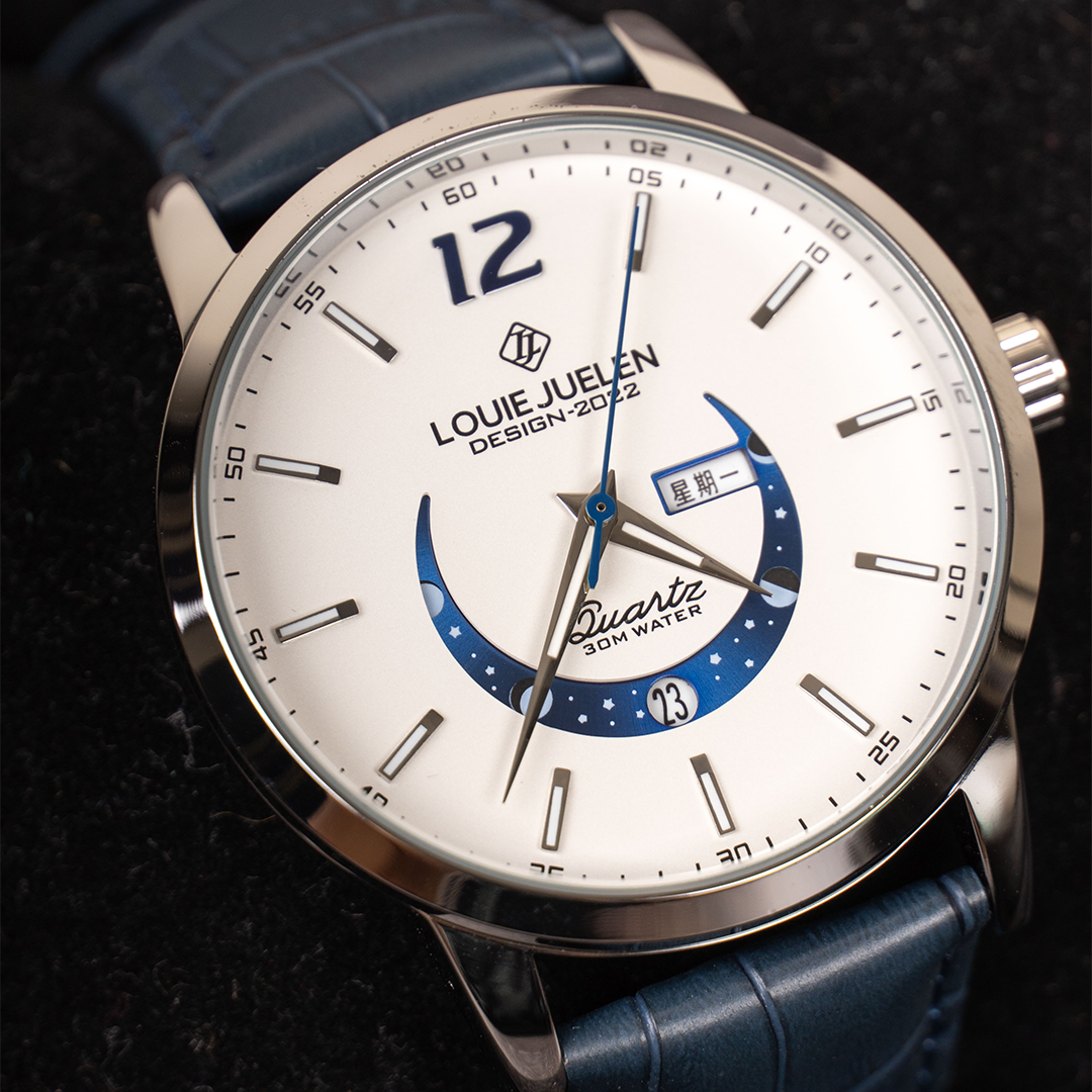 Elegante orologio con fase lunare