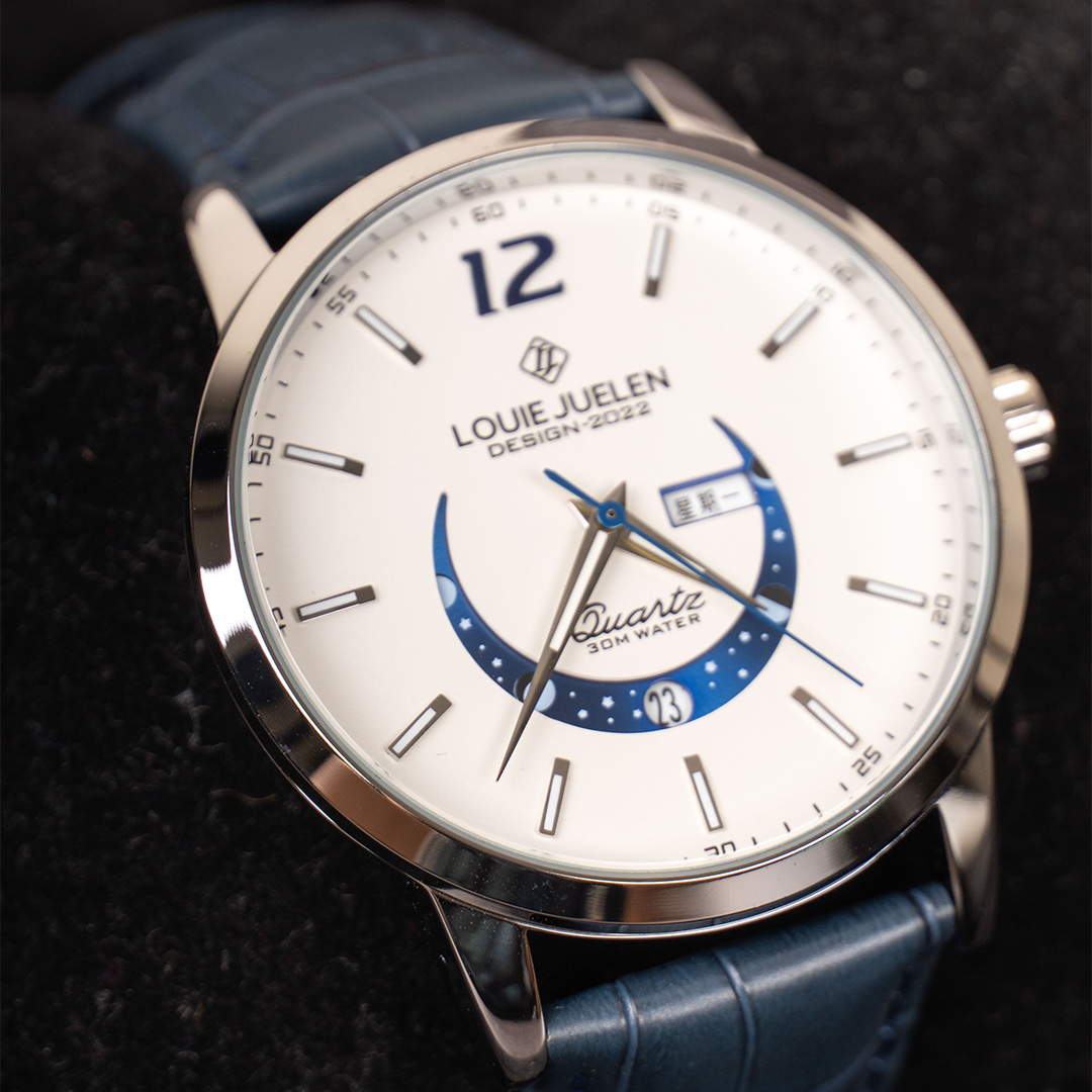Elegante orologio con fase lunare